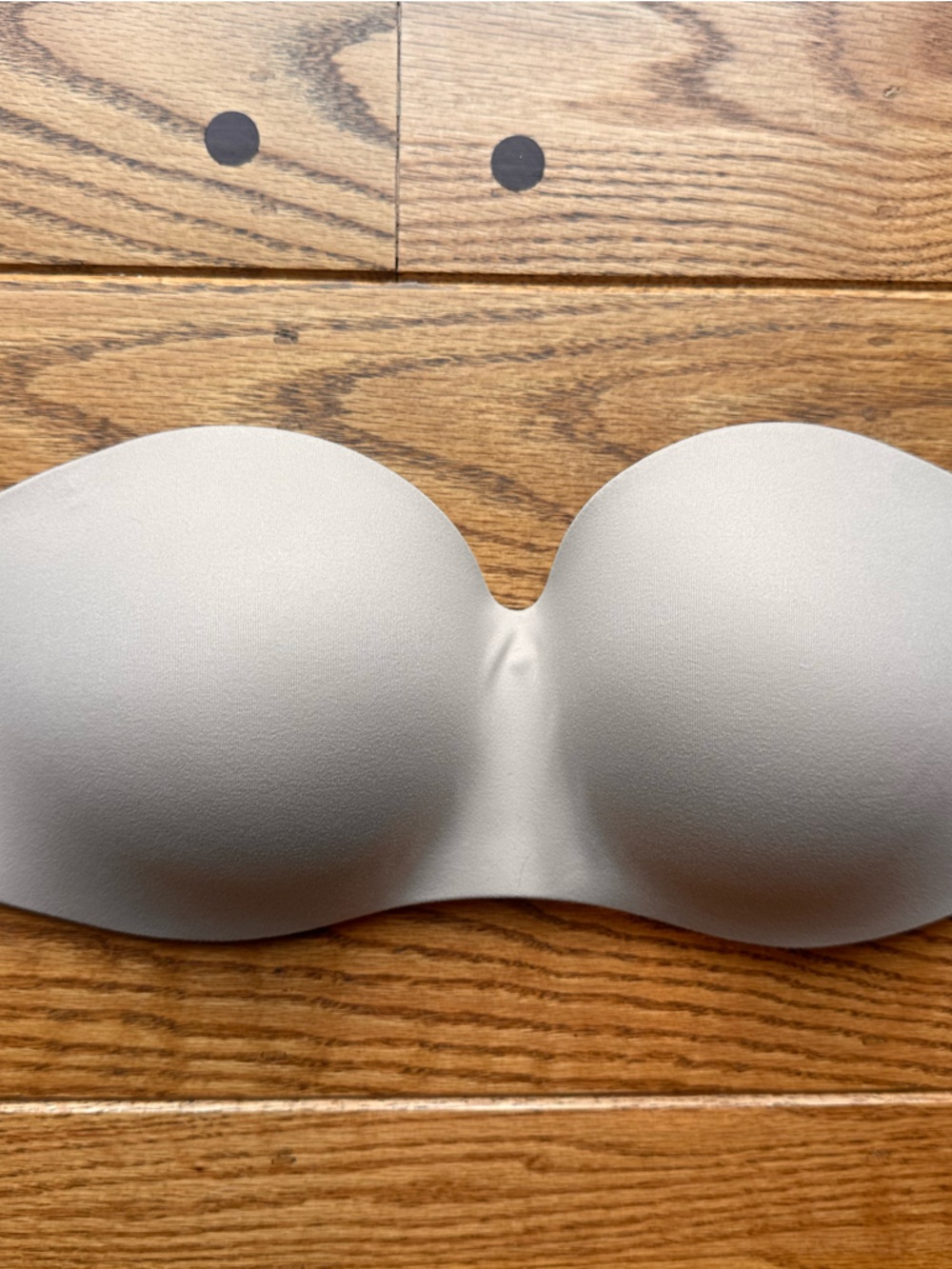 Soma Enbliss Stayput Strapless Smooth Molded Cup Bra in Tan